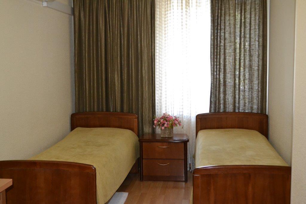 Sinay Hotel Poltava Buitenkant foto